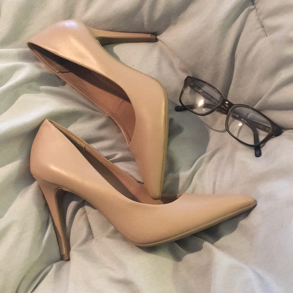 Pink heels